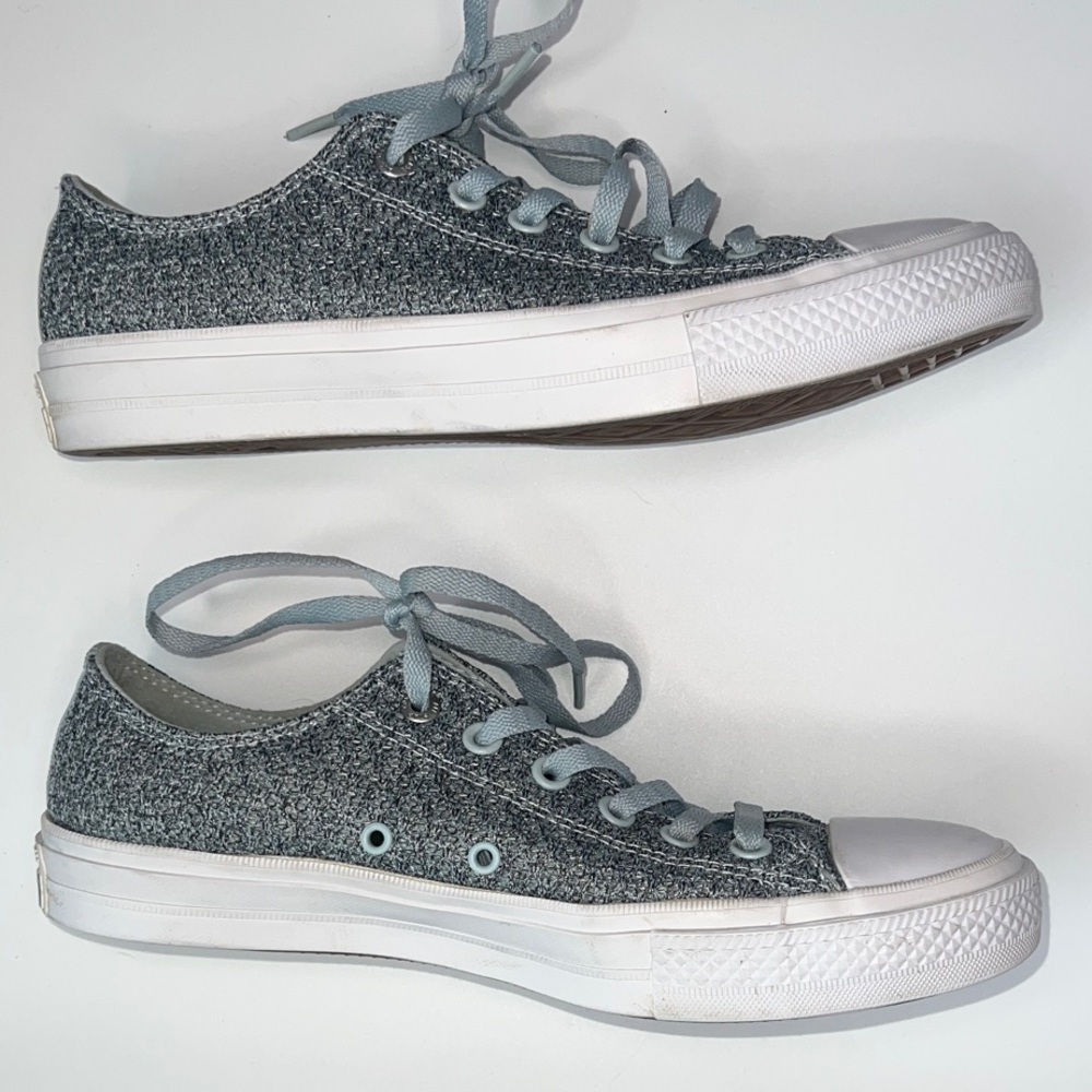 Converse (10 - EUC) Light Blue CTAS x Flyknit OX Low-Top Chuck Taylor Sneakers